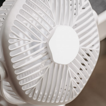 Adler Rechargeable fan with clip | AD 7335 | Table Fan | 6 W | Diameter 12.7 cm | Number of speeds 3 | Oscillation | White