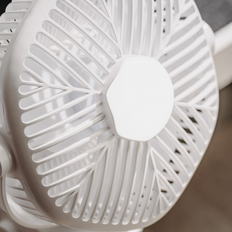 Adler Rechargeable fan with clip | AD 7335 | Table Fan | 6 W | Diameter 12.7 cm | Number of speeds 3 | Oscillation | White