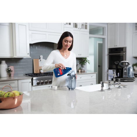 Bissell | SpotClean Plus Cleaner | 3724N | Corded operating | 330 W | Black/Titanium | 24 month(s)