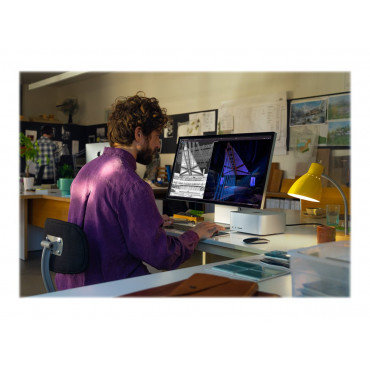Apple | Studio Display, Nano-Texture Glass | 27 " | 5K | 16:9 | 60 Hz | 5120 x 2880 pixels | 600 cd/m | Silver