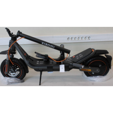 SALE OUT. Xiaomi Electric Scooter 6 Pro GL | Xiaomi 23 month(s) | DAMAGED PACKAGING