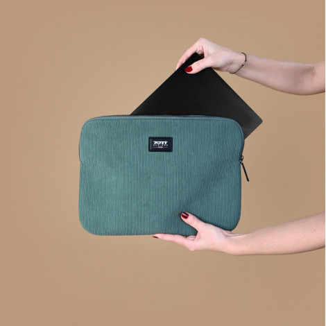 PORT DESIGNS MILANO II ECO | Fits up to size 13/14 " | Sleeve | Vert Olive