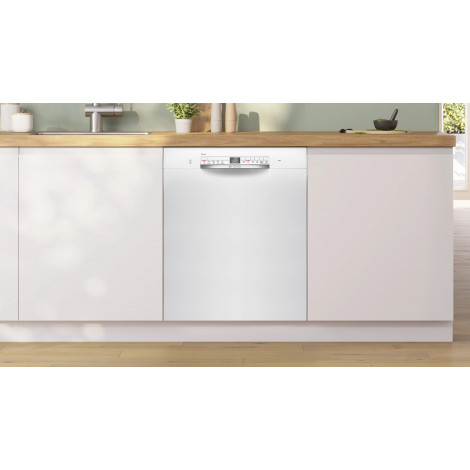 Bosch Dishwasher | SMU2HTW08E | Built-in | Width 60 cm | Number of place settings 13 | Number of programs 5 | Energy efficiency 