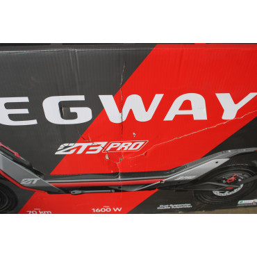 SALE OUT. Ninebot by Segway Kickscooter ZT3 Pro E, Black | Segway Ninebot Kickscooter ZT3 Pro E | 1600 W | 25 km/h | 11 " | 24 m