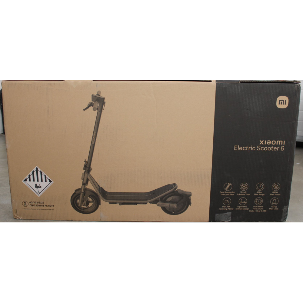 SALE OUT. Xiaomi Electric Scooter 6 GL | Xiaomi 24 month(s) | DAMAGED PACKAGING AND PAINT.ITEM IS SCRATCHED, DIRTY