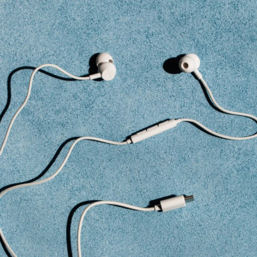 Sudio Earbuds | V3 | USB-C | In-ear | Microphone | Grey White