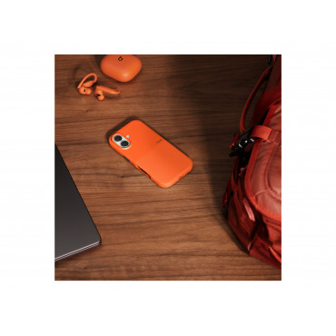 Apple iPhone 17 Rugged Case with MagSafe and Camera Control Sierra Orange | Apple