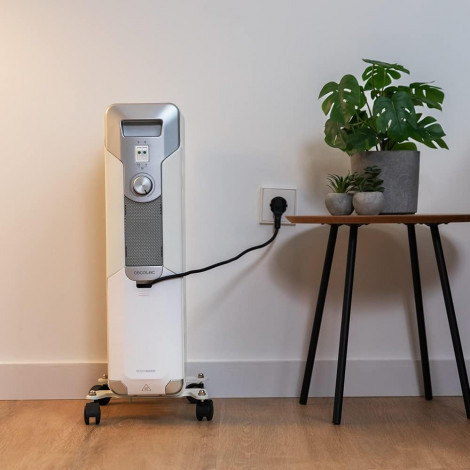 Cecotec ReadyWarm 7000 Space | Oil Radiator | 1500 W | Number of power levels 3 | Suitable for rooms up to 15 m | White