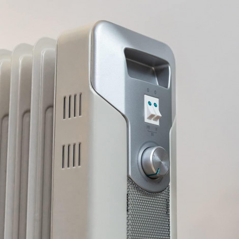 Cecotec ReadyWarm 7000 Space | Oil Radiator | 1500 W | Number of power levels 3 | Suitable for rooms up to 15 m | White
