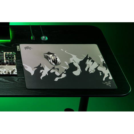 Razer Gaming Mouse Mat, Large | Gigantus V2 Pro | NiKo Edition